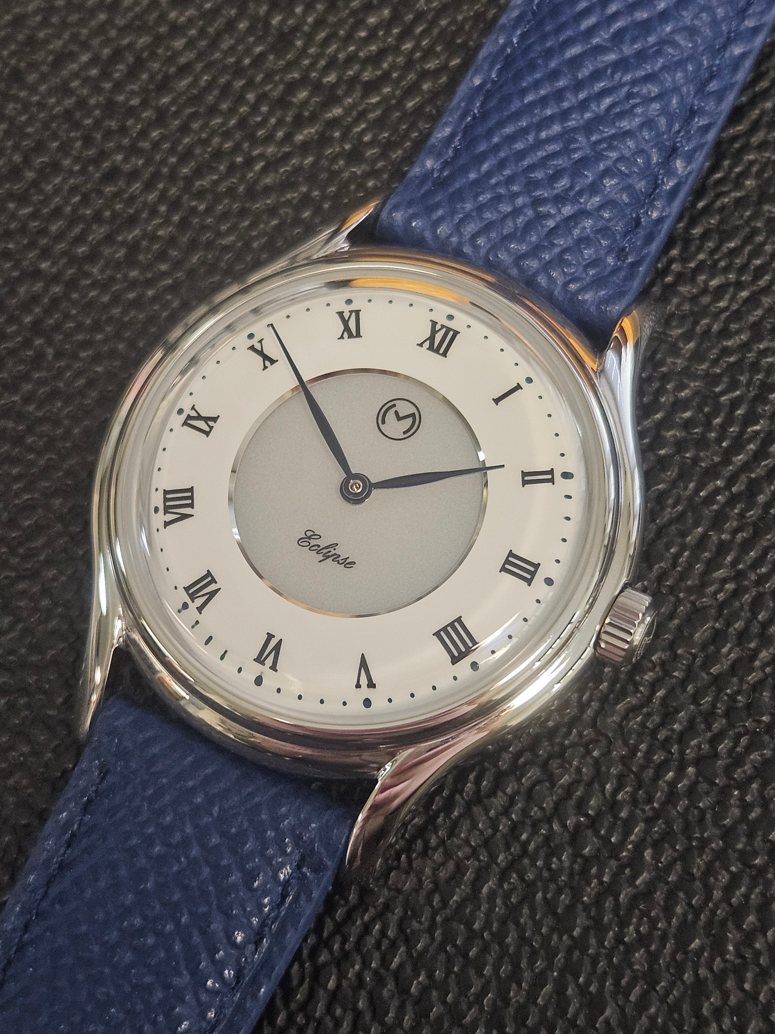 Lugano Eclipse Solar 36 MM Steel + Free Leather Band