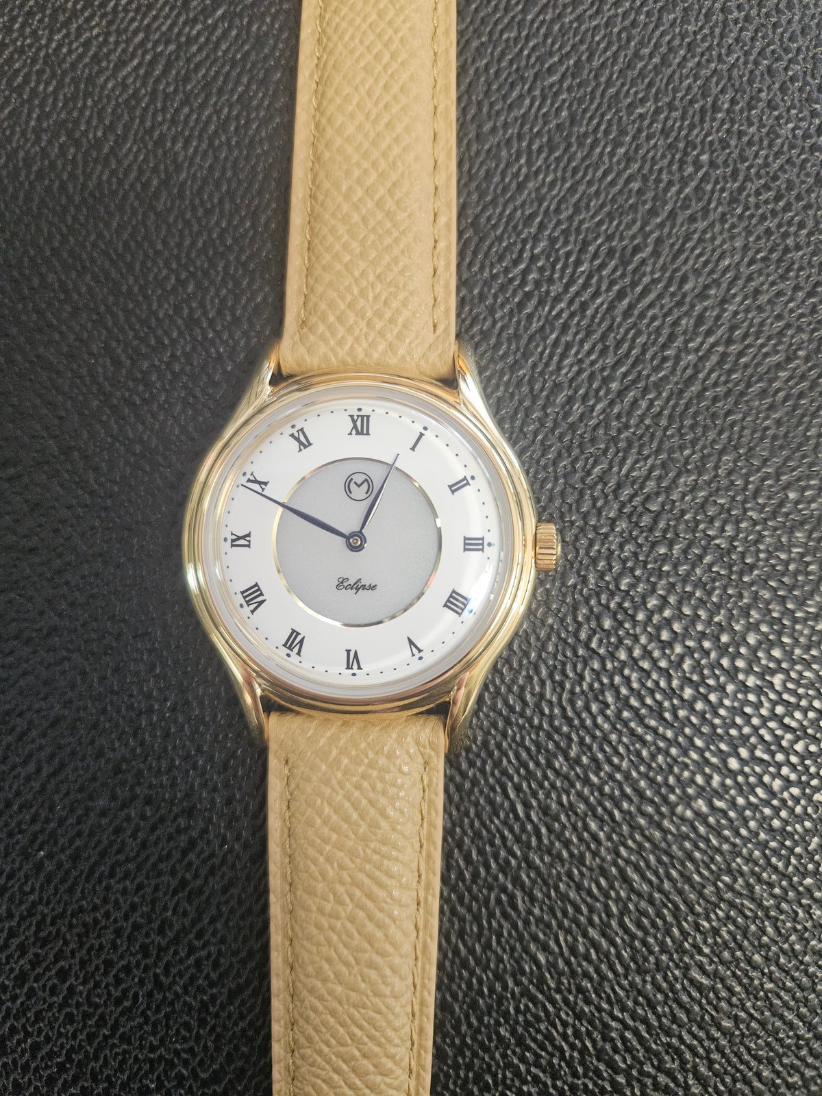 Lugano Eclipse Solar 36 MM Yellow Gold + Free Leather Band