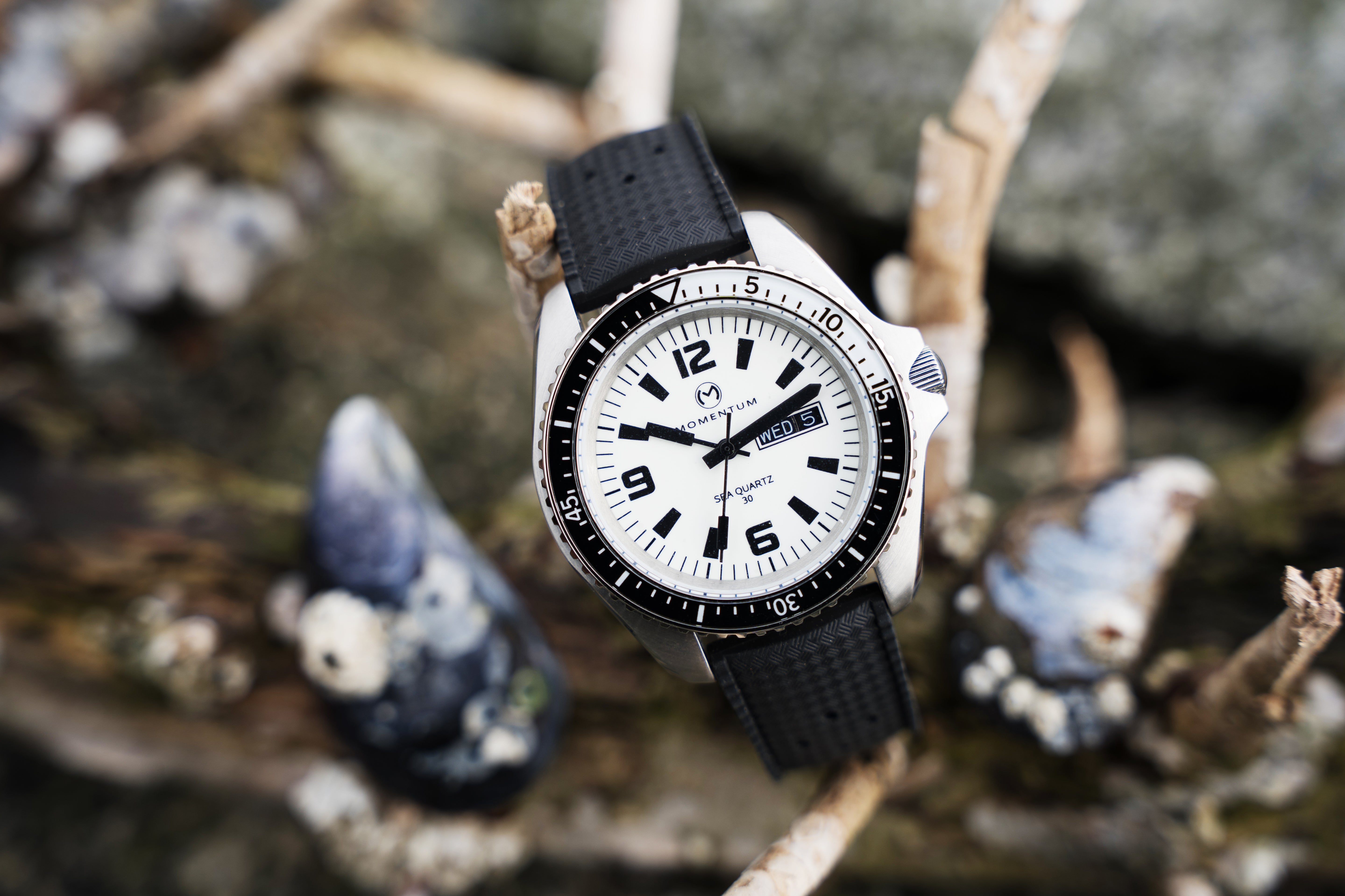 Sea Quartz "Orca" Full Lume