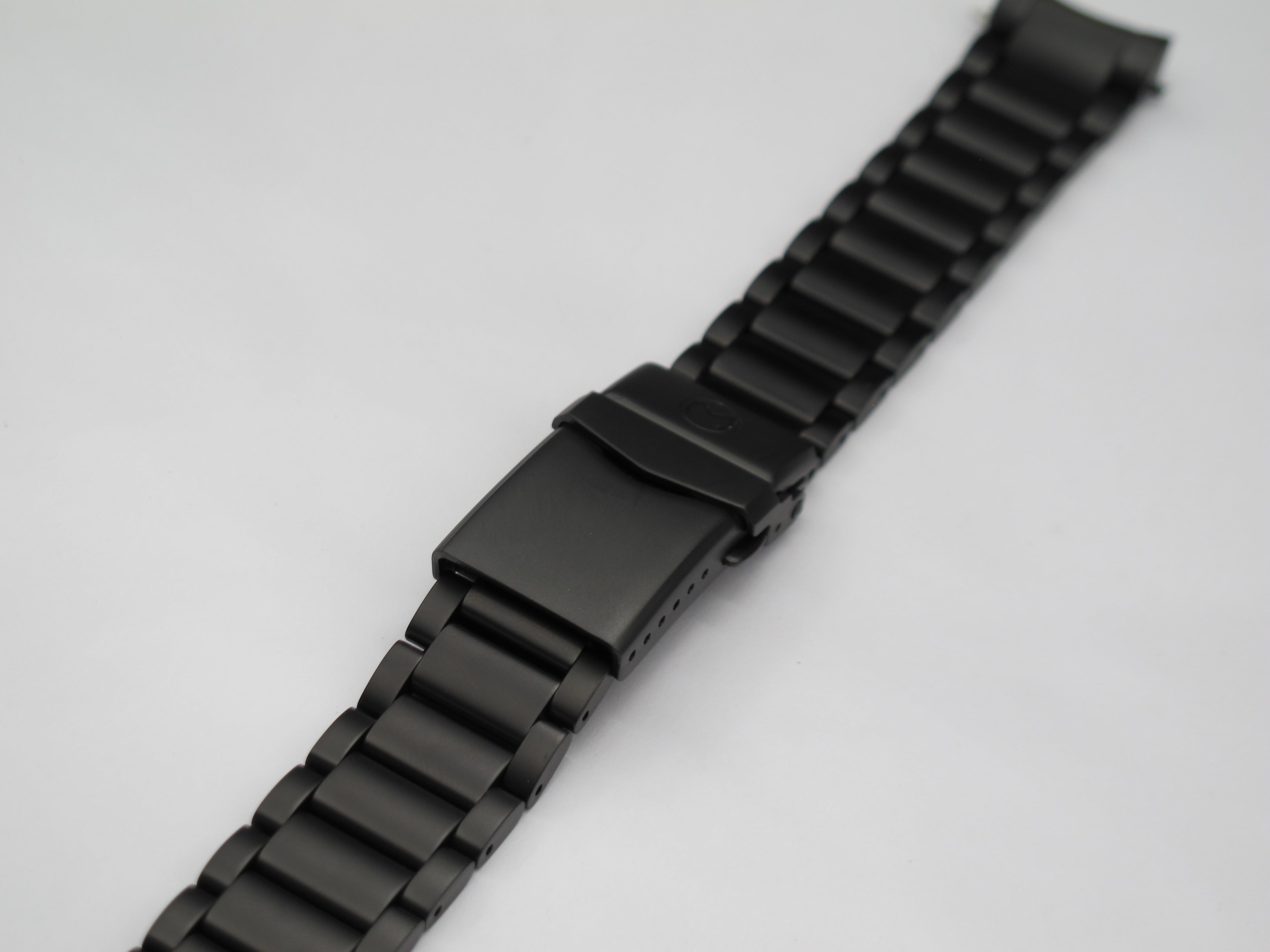 UDT Black-Ion Bracelet 20mm