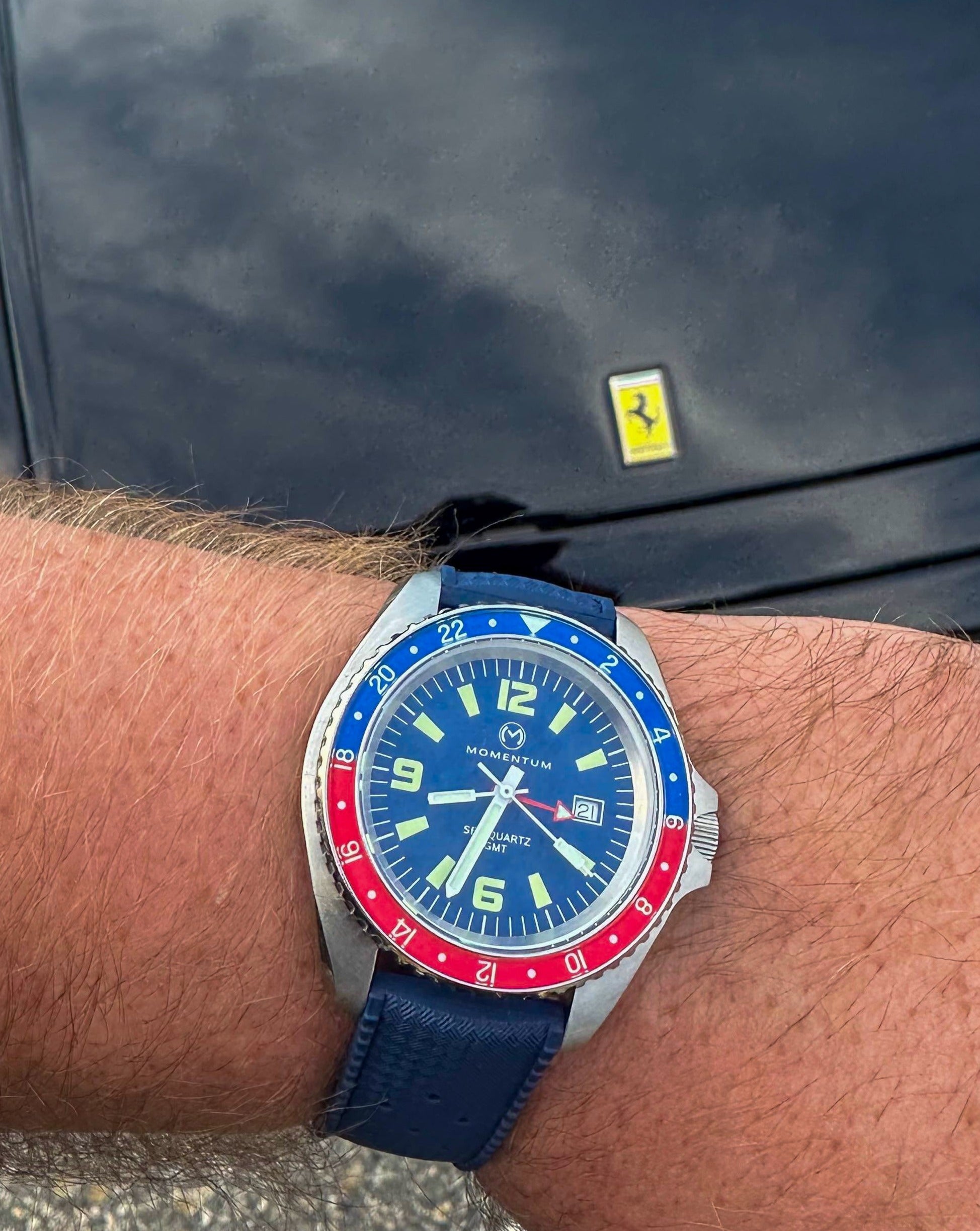 Sea Quartz 30 GMT