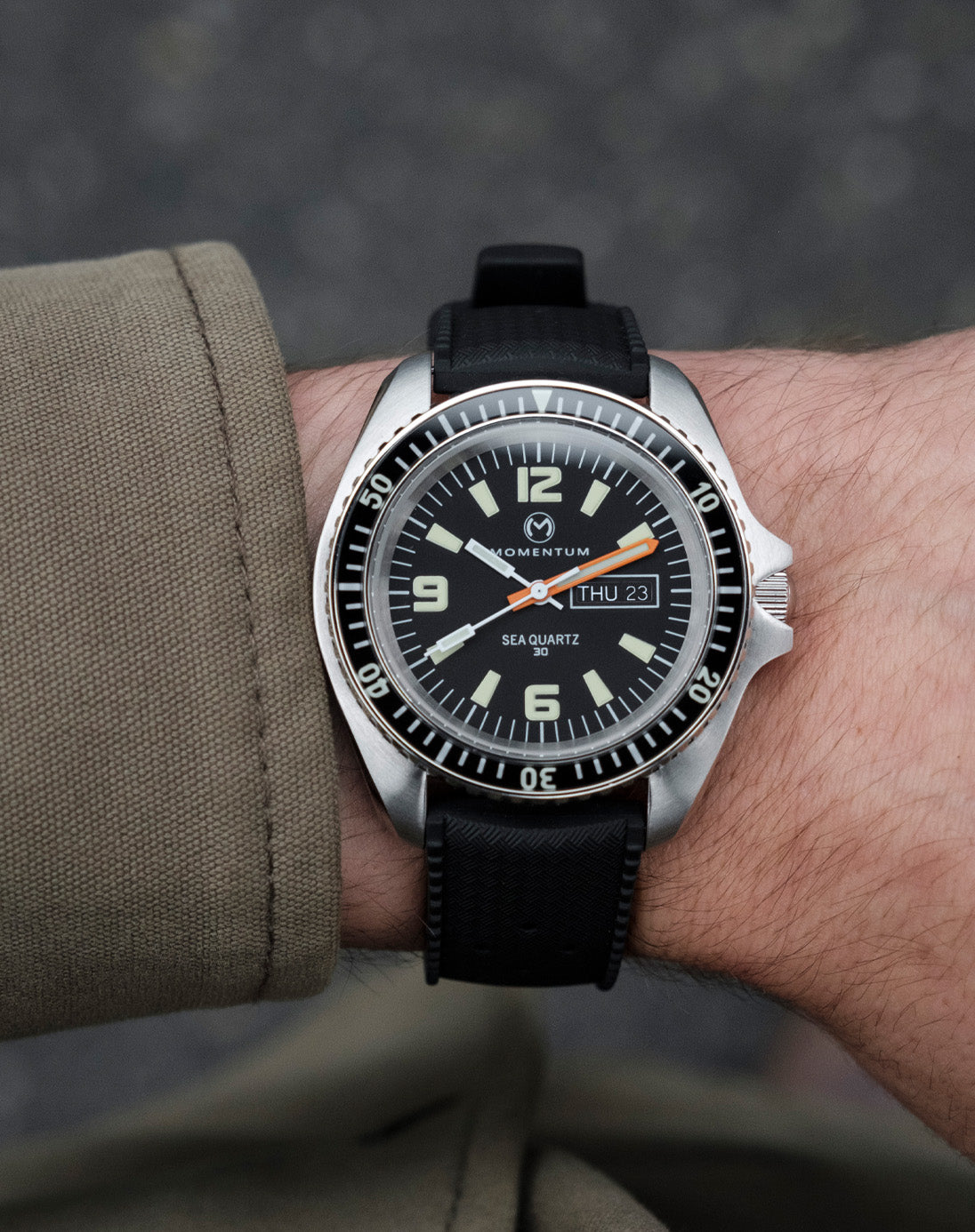 Sea Quartz 30 watch on wrist