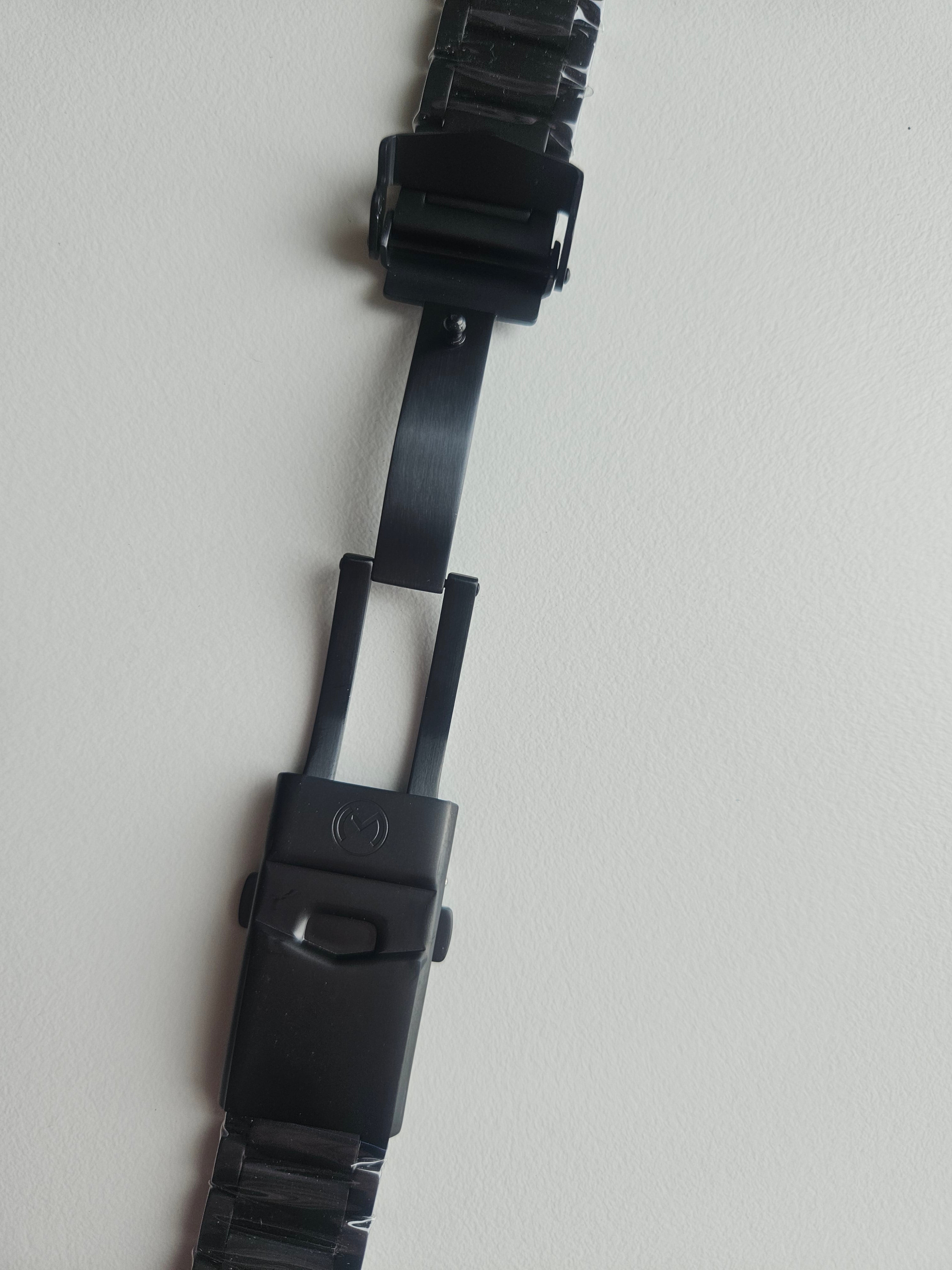 UDT Black-Ion Bracelet 20mm