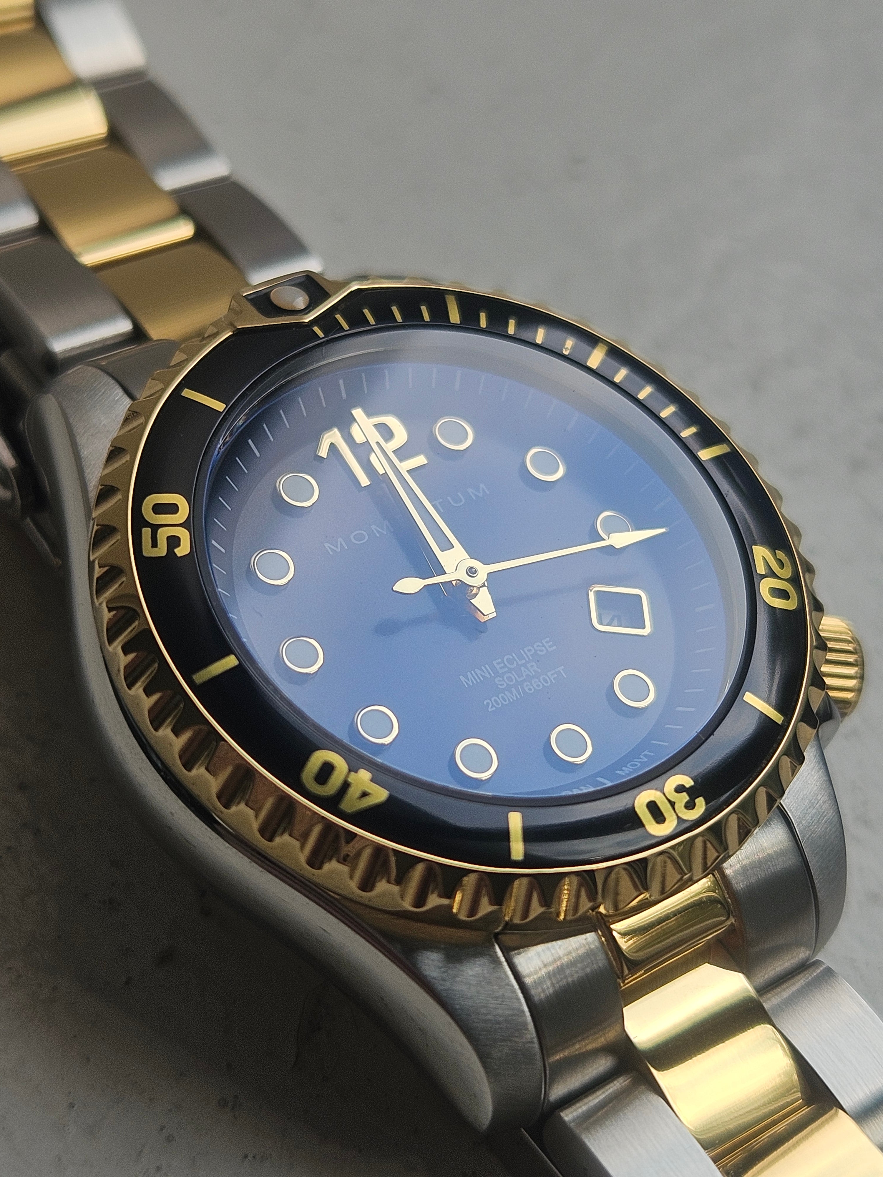 Champagne Mini Eclipse [30mm] - Black/Two-Tone