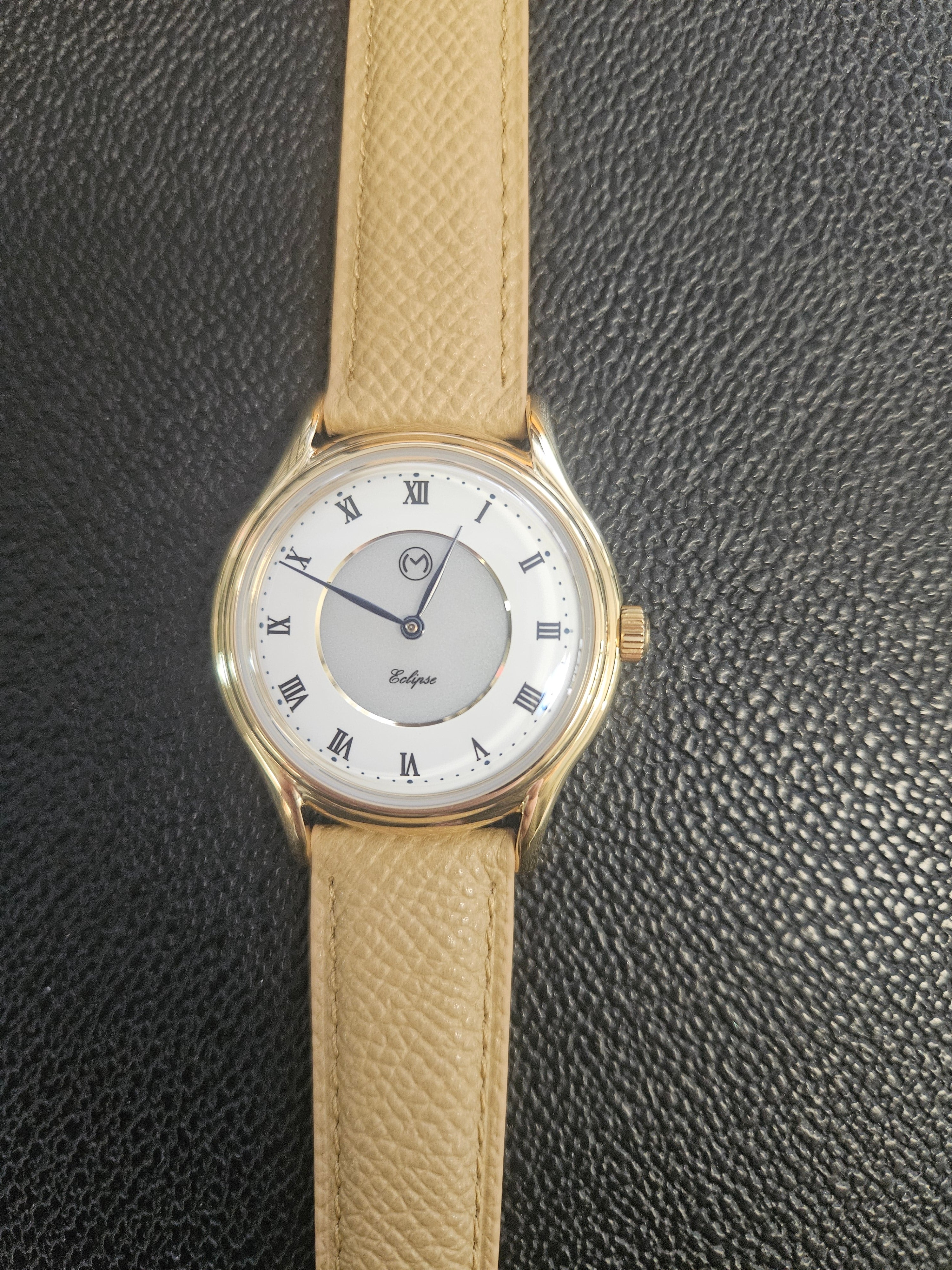 Lugano Eclipse Solar [36 MM] Yellow Gold