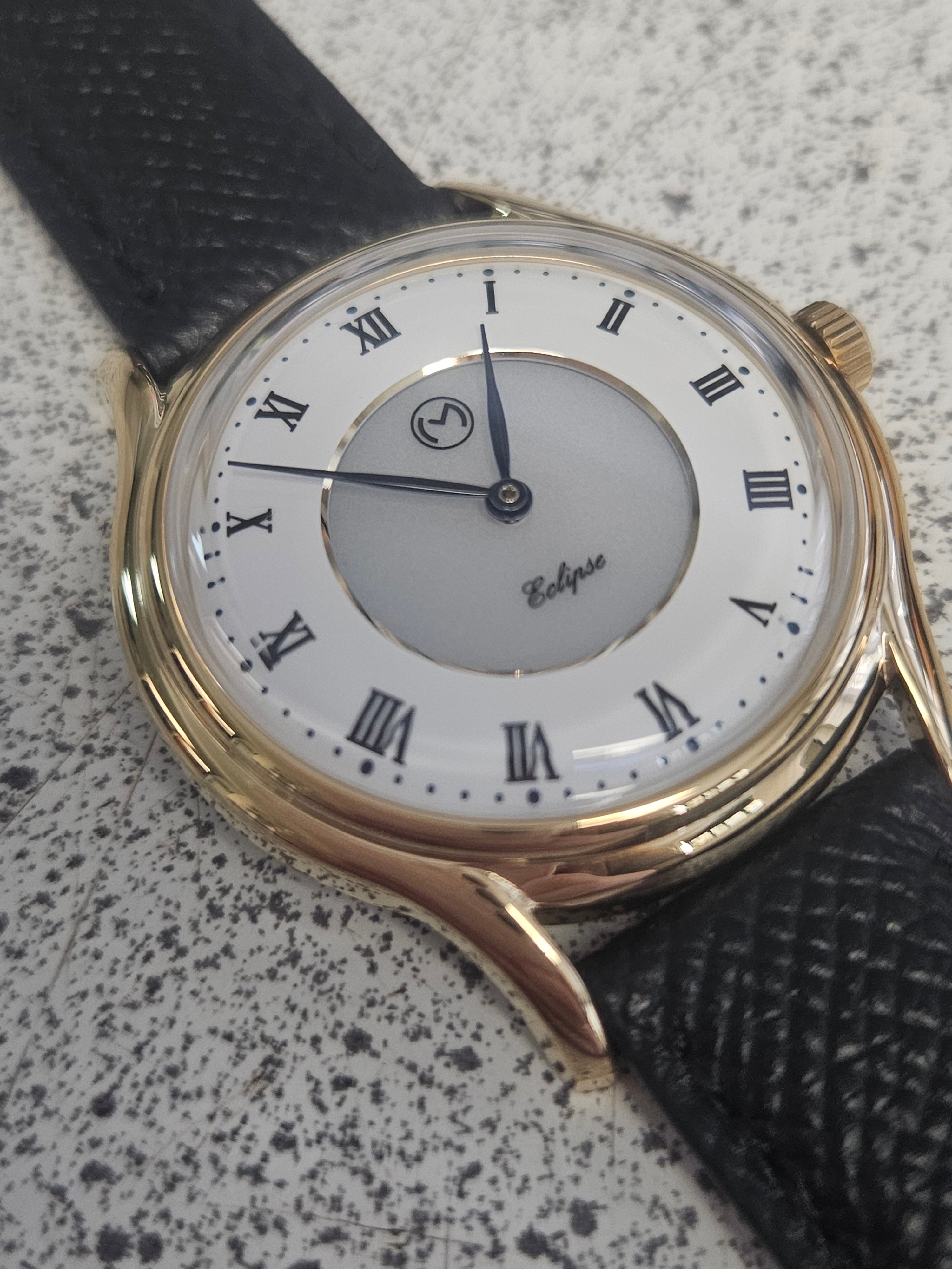 Lugano Eclipse Solar [36 MM] Yellow Gold