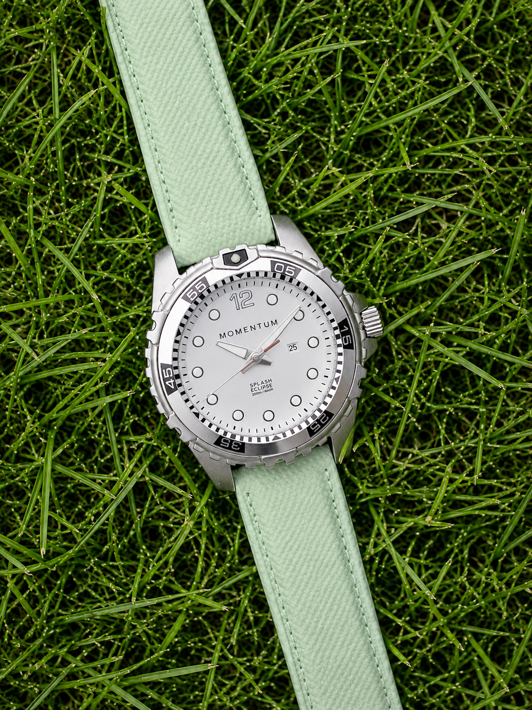 Splash Eclipse White Dial on Sailcloth [38mm]