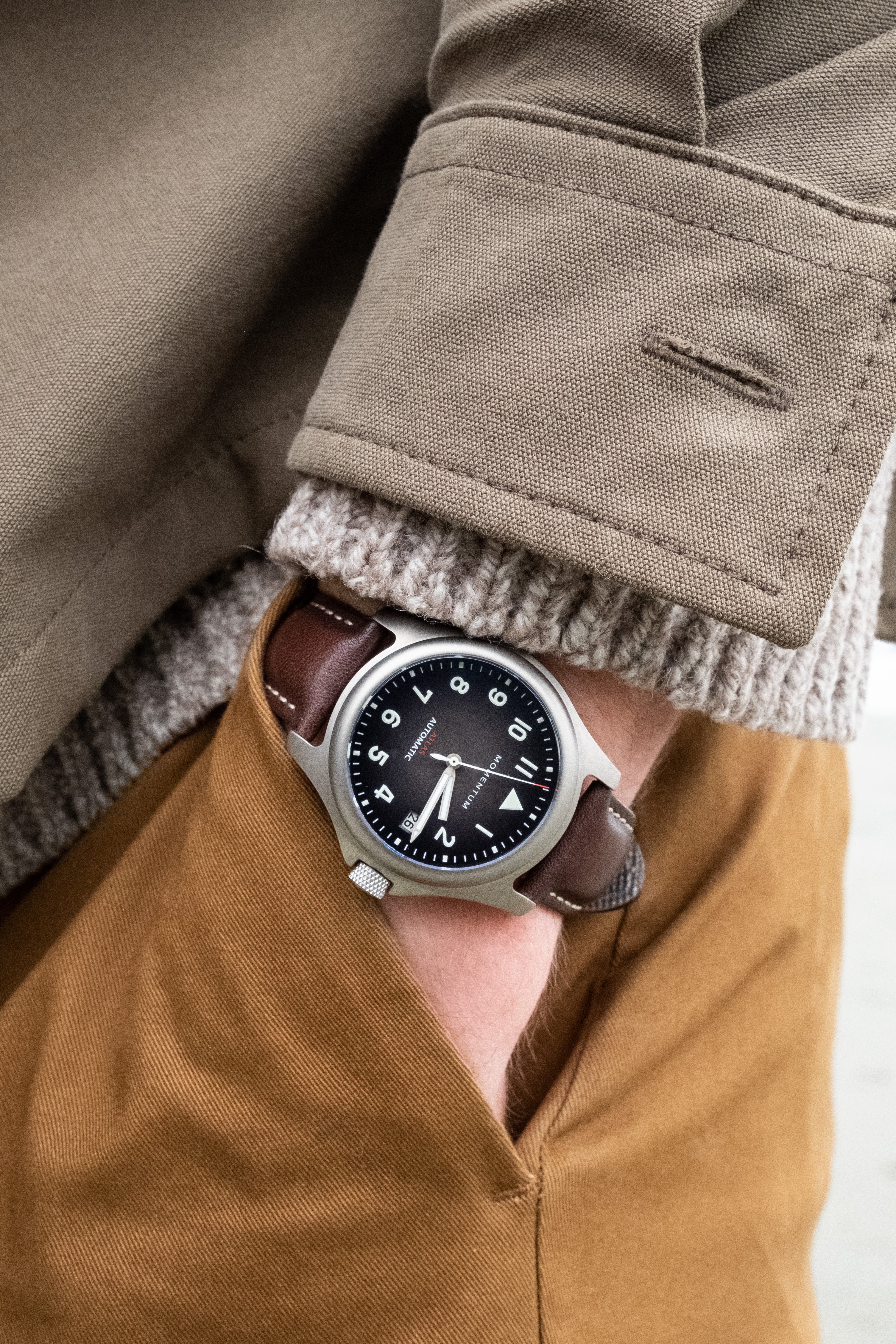 Atlas Automatic Gradient Black [38mm]