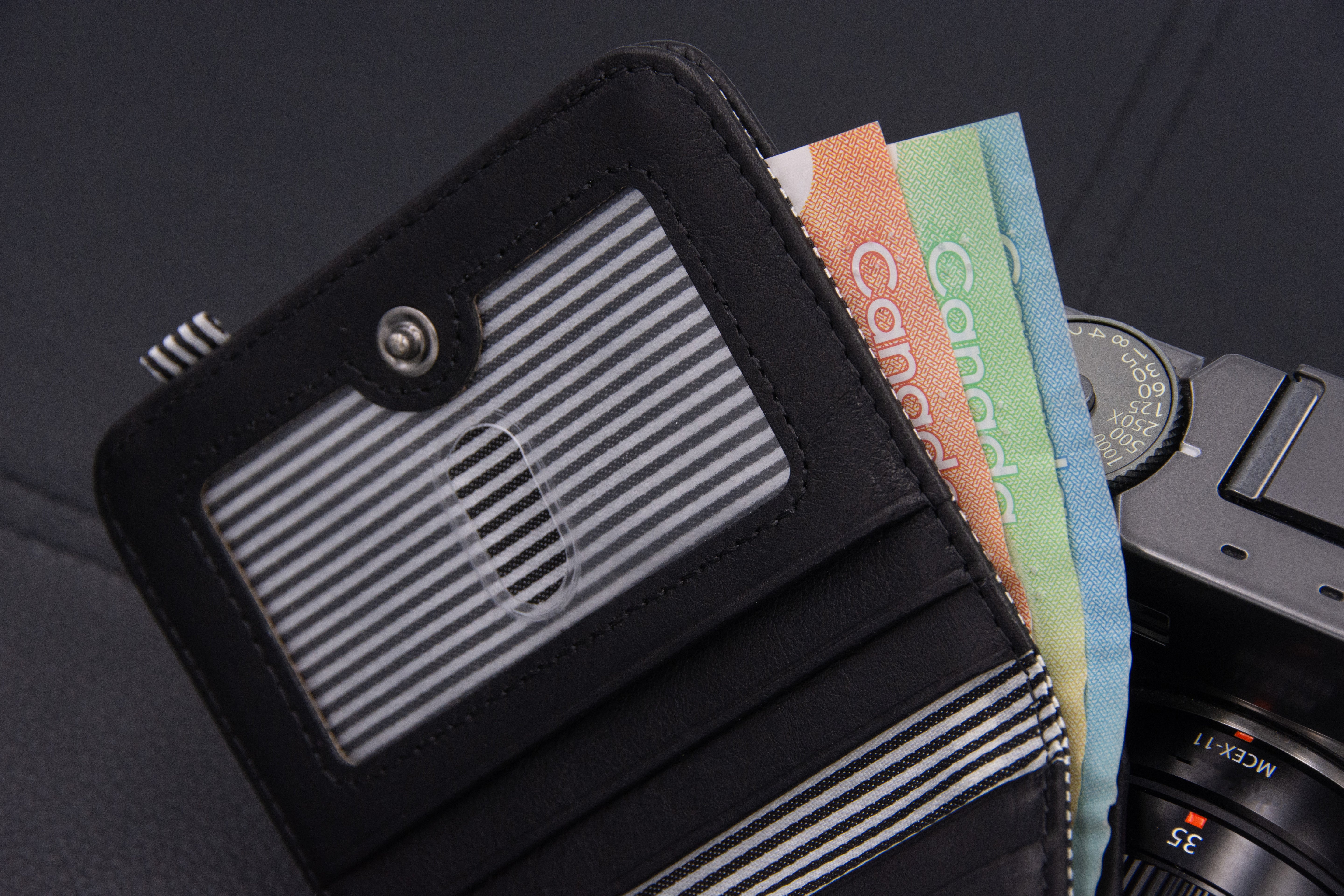 Bramante Bi-Fold Wallet - Black