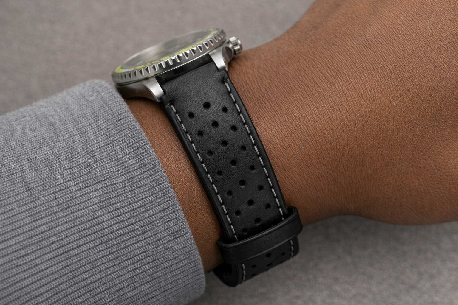 Perforated Leather [20mm]