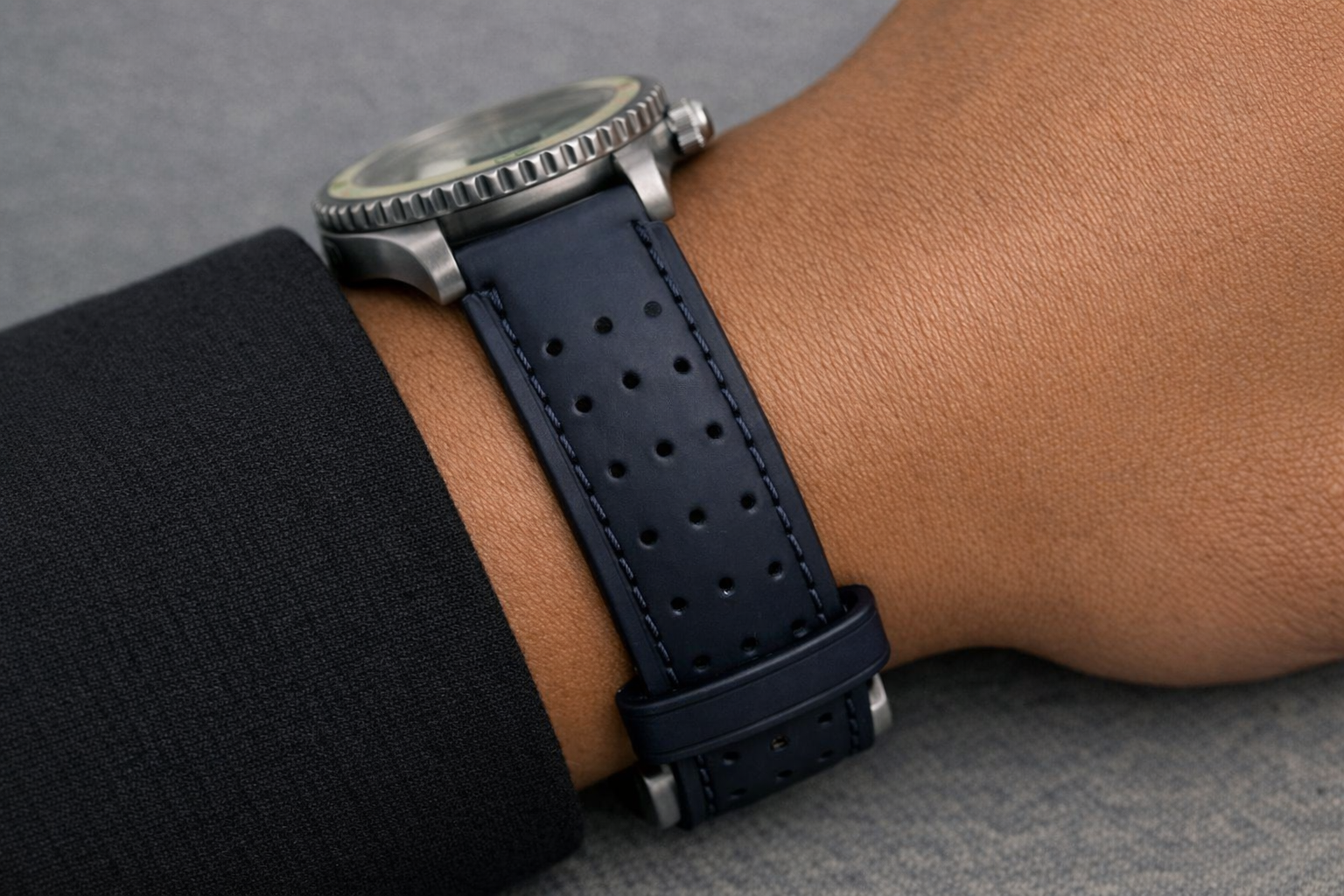 Perforated Leather [22mm]