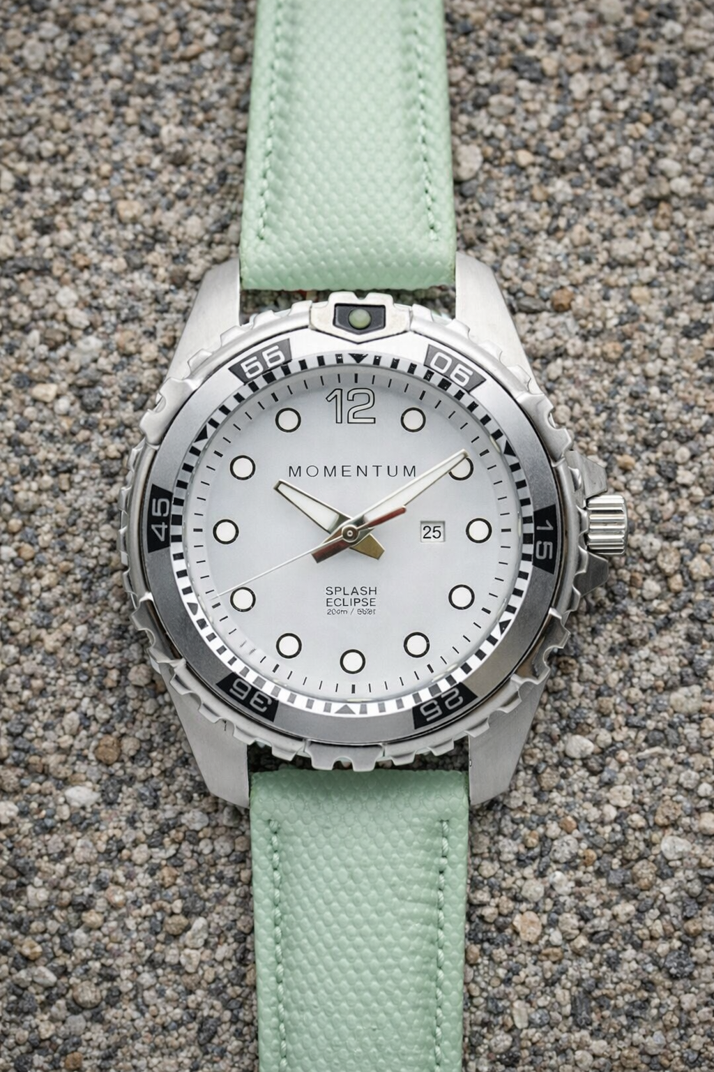 Splash Eclipse White Dial on Sailcloth [38mm]