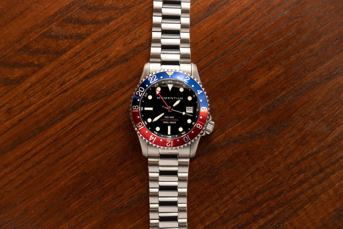 M20 GMT [42mm] - Red