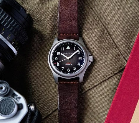 Atlas Automatic Gradient Black [38mm]