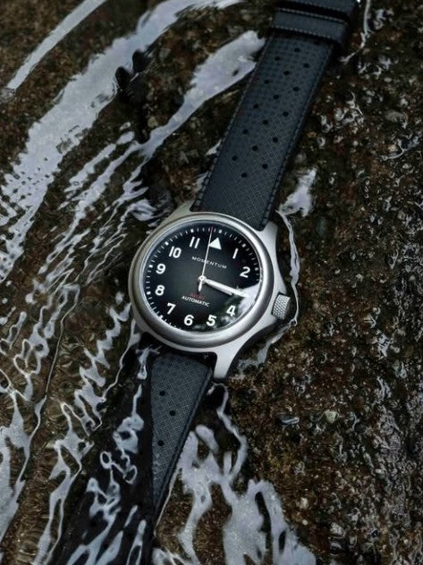 Atlas Automatic Gradient Black [38mm]