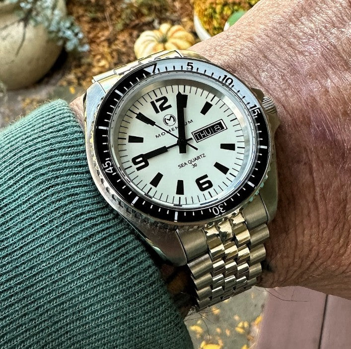 Sea Quartz 'Orca' Full Lume [42mm]