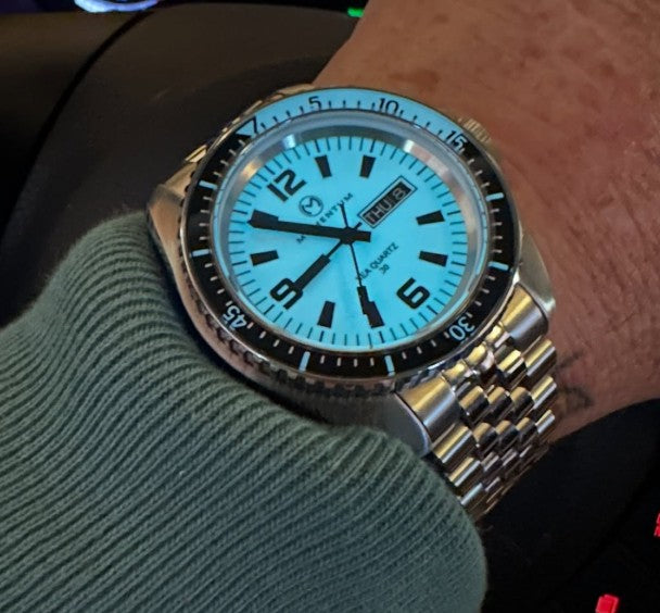 Sea Quartz 'Orca' Full Lume [42mm]