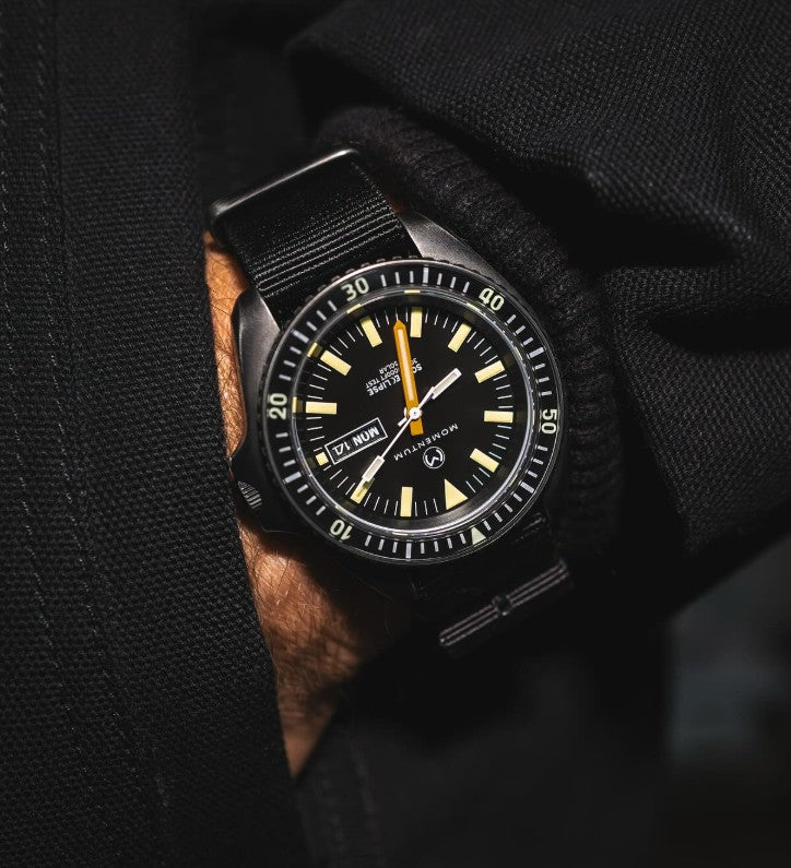 SQ30 Eclipse Solaire Noir-Ion [42mm]