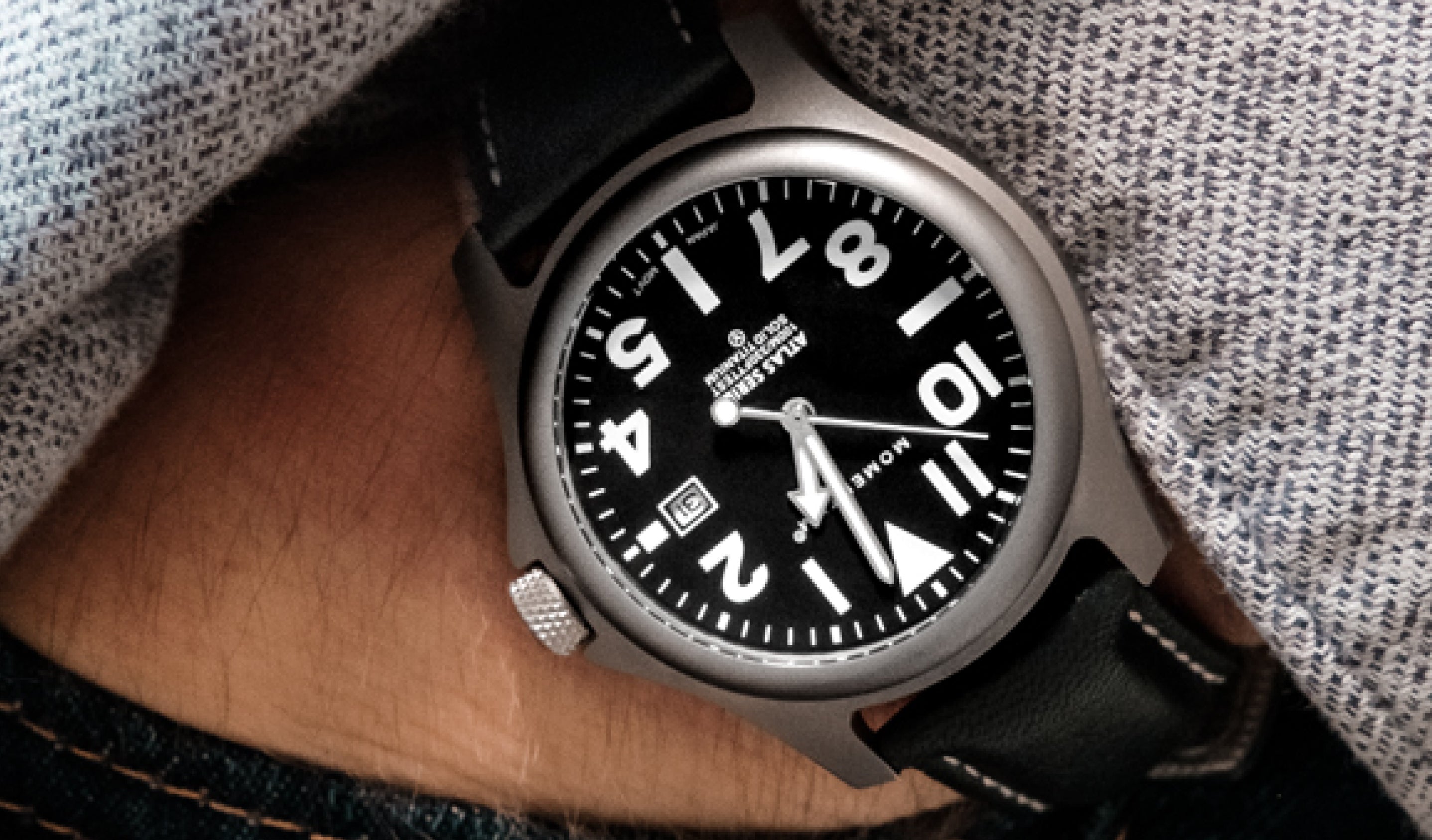 Atlas [38mm] | Titanium Field Watch | Momentum