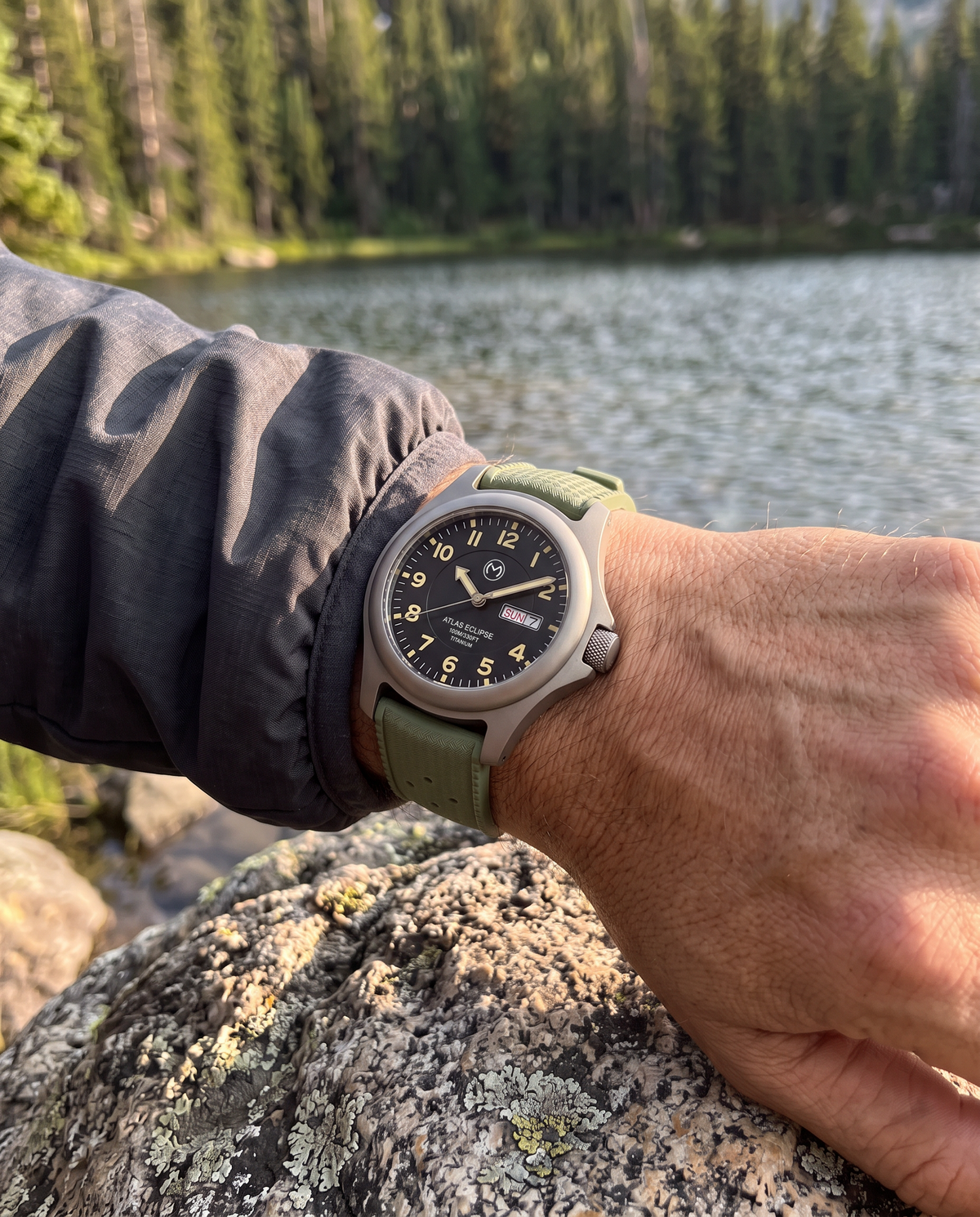 Atlas Eclipse Solar [42mm] - Black