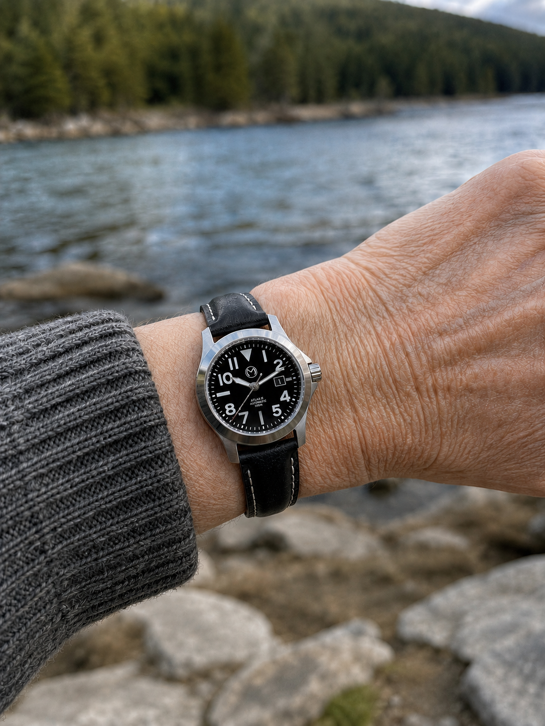 Atlas Eclipse Solar Steel [32mm] - Black