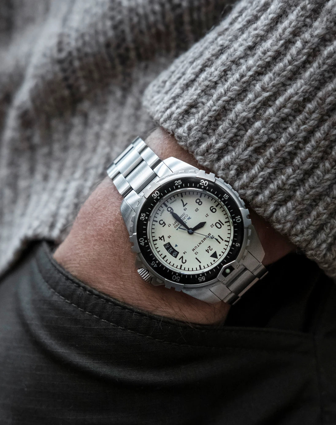 M Ocean 38mm Men s Dive Watch Momentum Momentum Watches