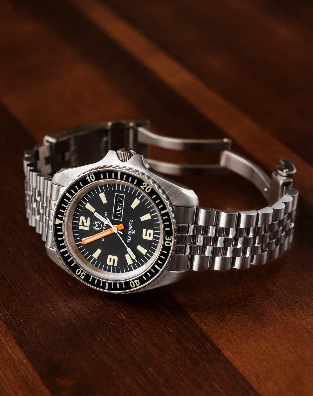 Sea Quartz 30 | The Return of an Icon | Classic Dive Watch Sea Quartz 30 | The Return of an Icon | Classic Dive Watch